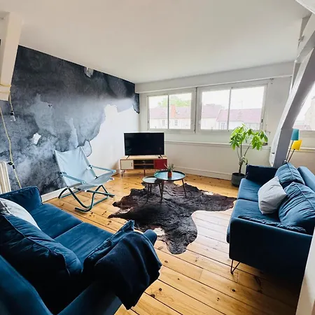 Apartmán T4 Centre De Pau, Wifi, Calme Et Confortable Pau